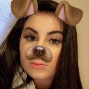 Meet your Posher, Gabrielle